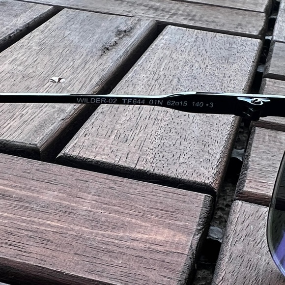 Tom Ford TF644 01N Black Green - Picture 11 of 14